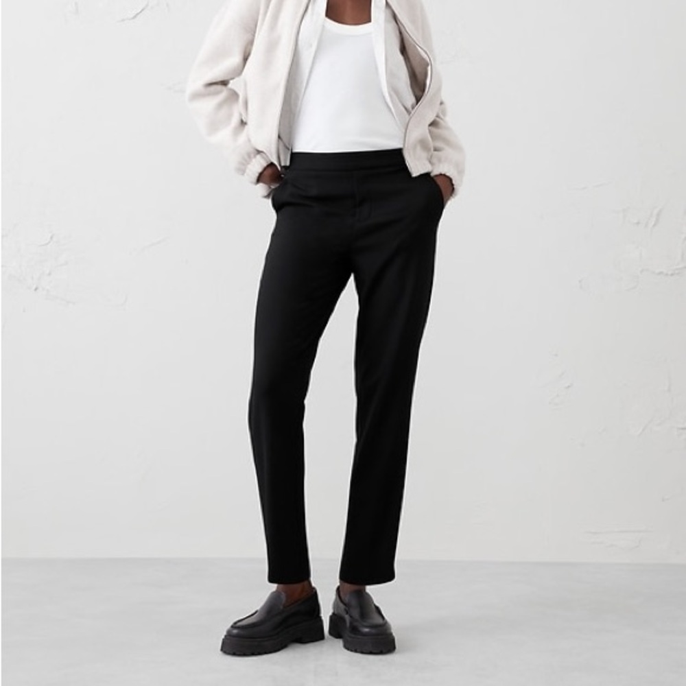 Banana Republic Black High-Rise Ankle Pants, with pockets, 10 petite